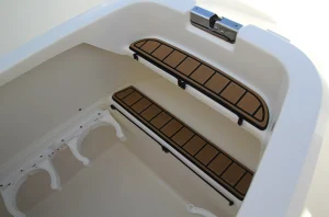 Boston Whaler Outrage 280 www.mareconsult.com.br (1)