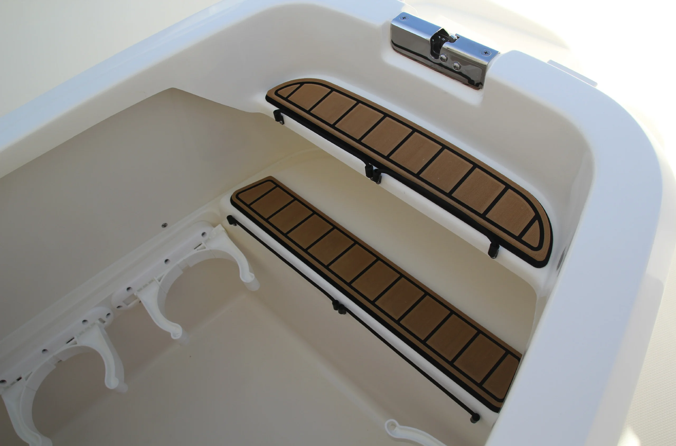 Boston Whaler Outrage 280 www.mareconsult.com.br (1)