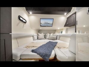 Boston Whaler Realm 3502 www.mareconsult.com.br (30)a