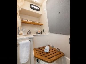 Boston Whaler Realm 3502 www.mareconsult.com.br (30)b