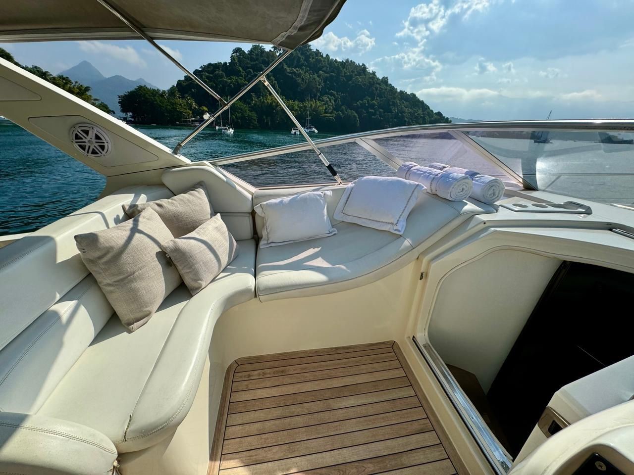 Cranchi Smeraldo 37 2003 www.mareconsult.com.br (4)