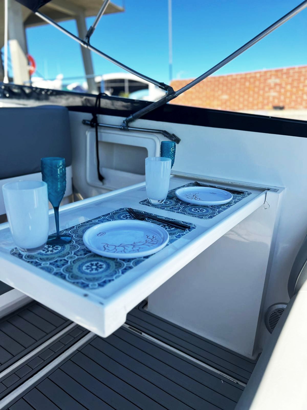 Intermarine Cougar 42 1994 www.mareconsult.com.br (10)