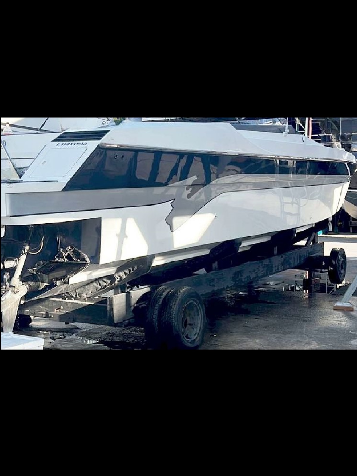 Intermarine Cougar 42 1994 www.mareconsult.com.br (4)