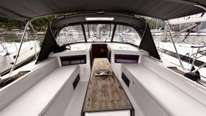 Dufour 470 2024 para charter www.mareconsult.com.br (1)