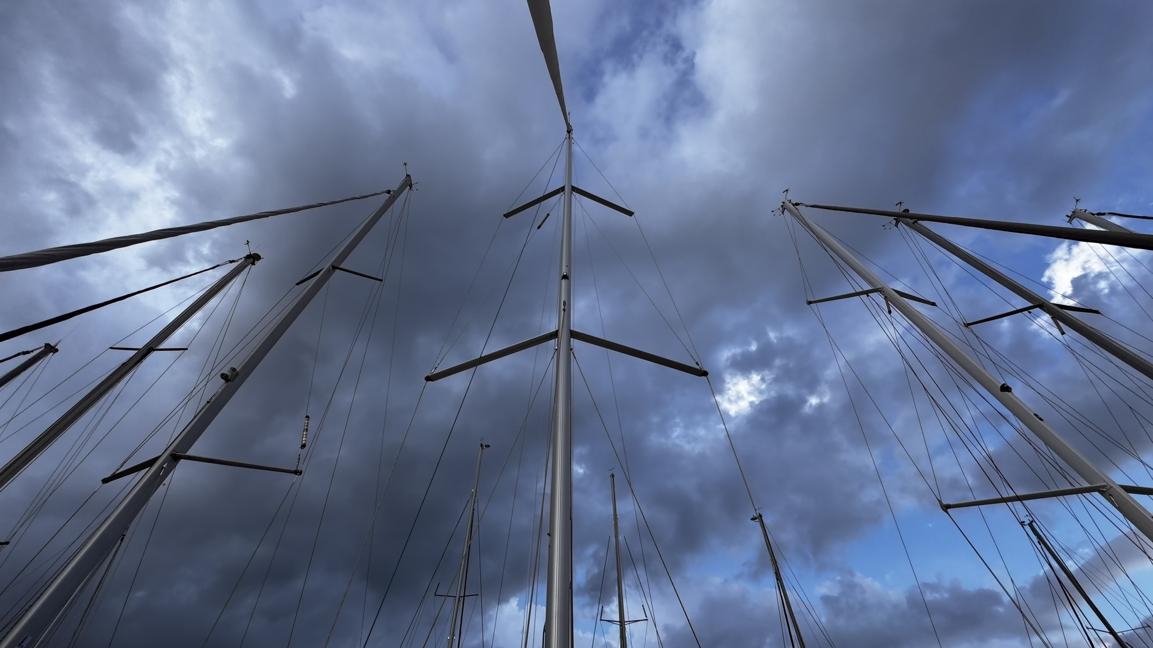 Dufour 470 2024 para charter www.mareconsult.com.br (38)