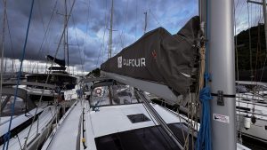 Dufour 470 2024 para charter www.mareconsult.com.br (41)