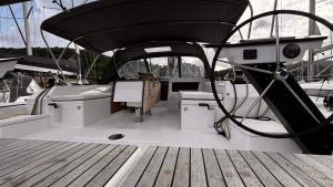 Dufour 470 2024 para charter www.mareconsult.com.br (43)