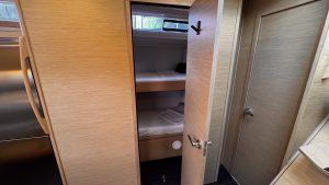 Dufour 470 2024 para charter www.mareconsult.com.br (6)