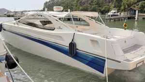 Intermarine Excalibur 39 2000 www.mareconsult.com (0)