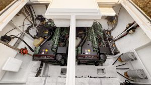 Intermarine Excalibur 39 2000 www.mareconsult.com (14)