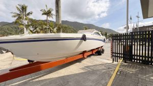 Intermarine Excalibur 39 2000 www.mareconsult.com (2)