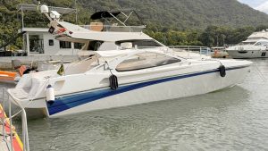 Intermarine Excalibur 39 2000 www.mareconsult.com (4)