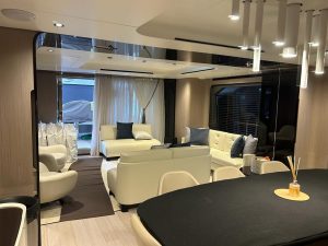 Azimut 27 Metri 2021 www.mareconsult.com.br 12 (1)