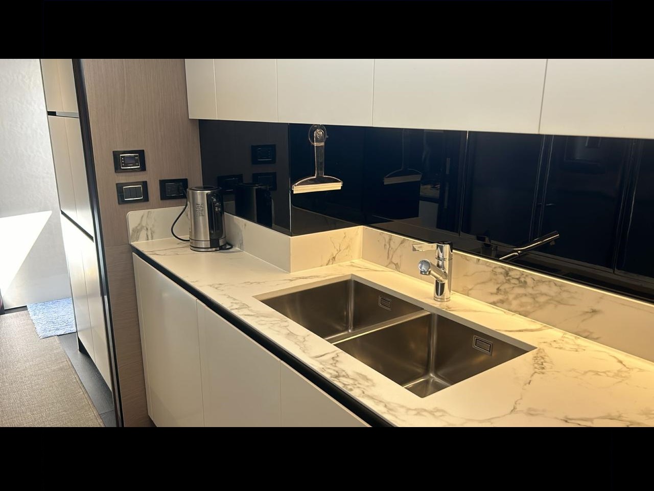 Azimut 27 Metri 2021 www.mareconsult.com.br 12 (4)