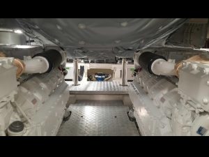 Azimut 27 Metri 2021 www.mareconsult.com.br 14 (9)