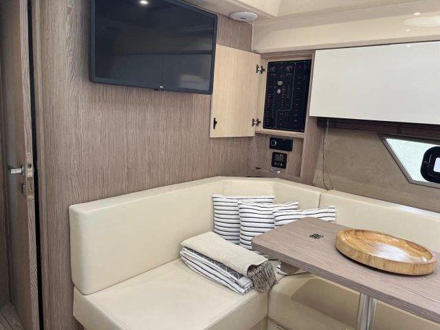 Sessa C44 2023 www.mareconsult.com.br (19)