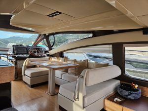 Azimut 53 2011 www.mareconsult.com.br (12)