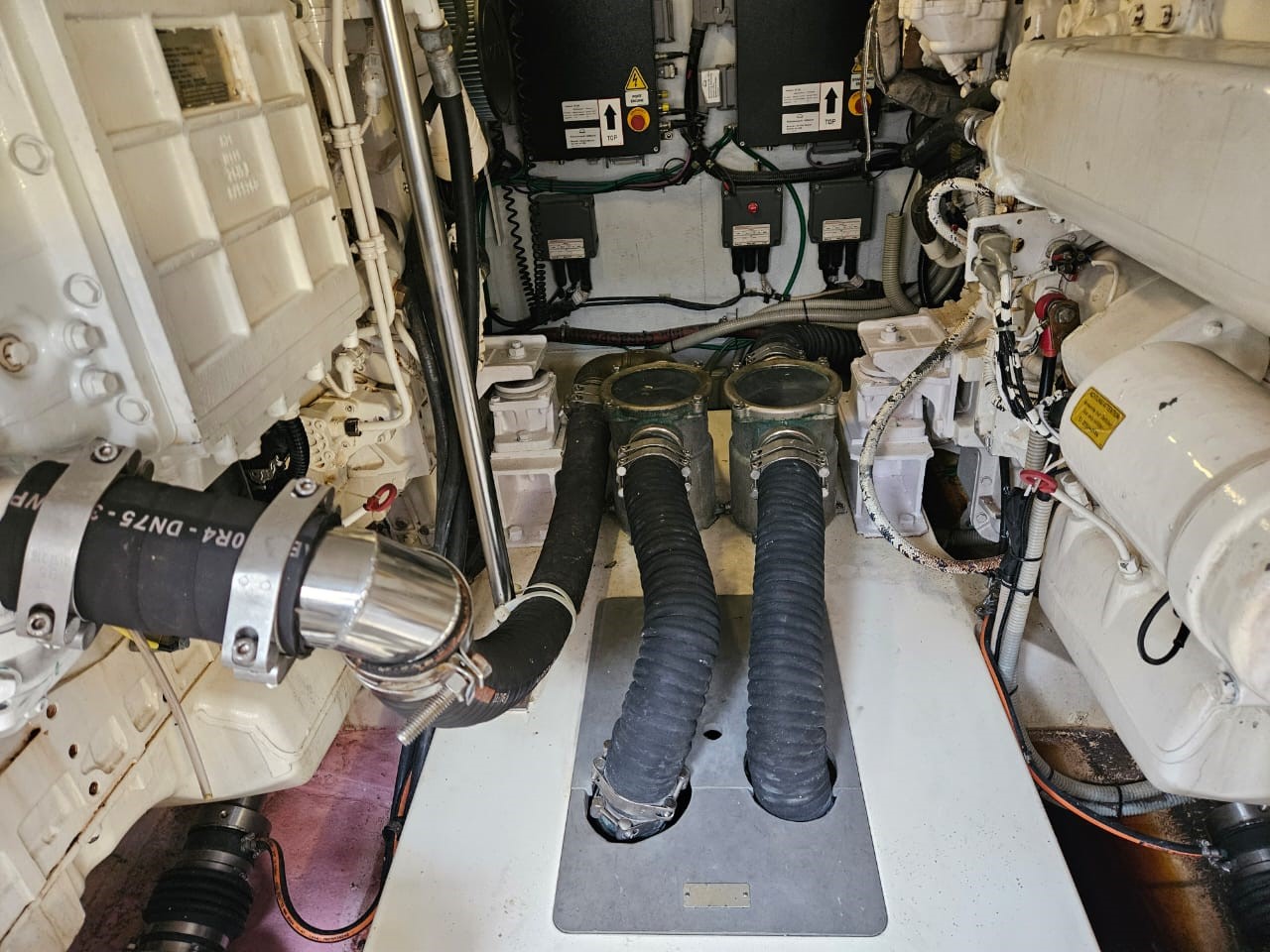 Azimut 53 2011 www.mareconsult.com.br (18)