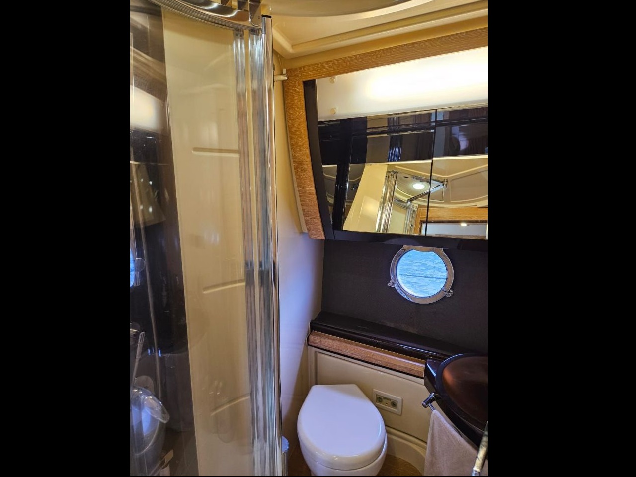 Azimut 53 2011 www.mareconsult.com.br (24)