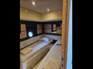 Azimut 53 2011 www.mareconsult.com.br (25)