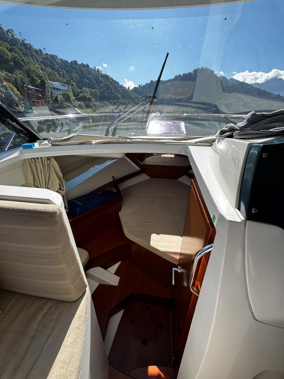 Beneteau Antares 8.8 www.mareconsult.com.br (12)