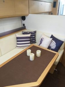 Beneteau GT 38 2012 www.mareconsult.com.br (13)