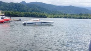 Intermarine Excalibur 39 2004 www.mareconsult.com.br (2)