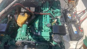 Intermarine Excalibur 39 2004 www.mareconsult.com.br (32)