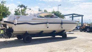 Intermarine Excalibur 39 2004 www.mareconsult.com.br (8)