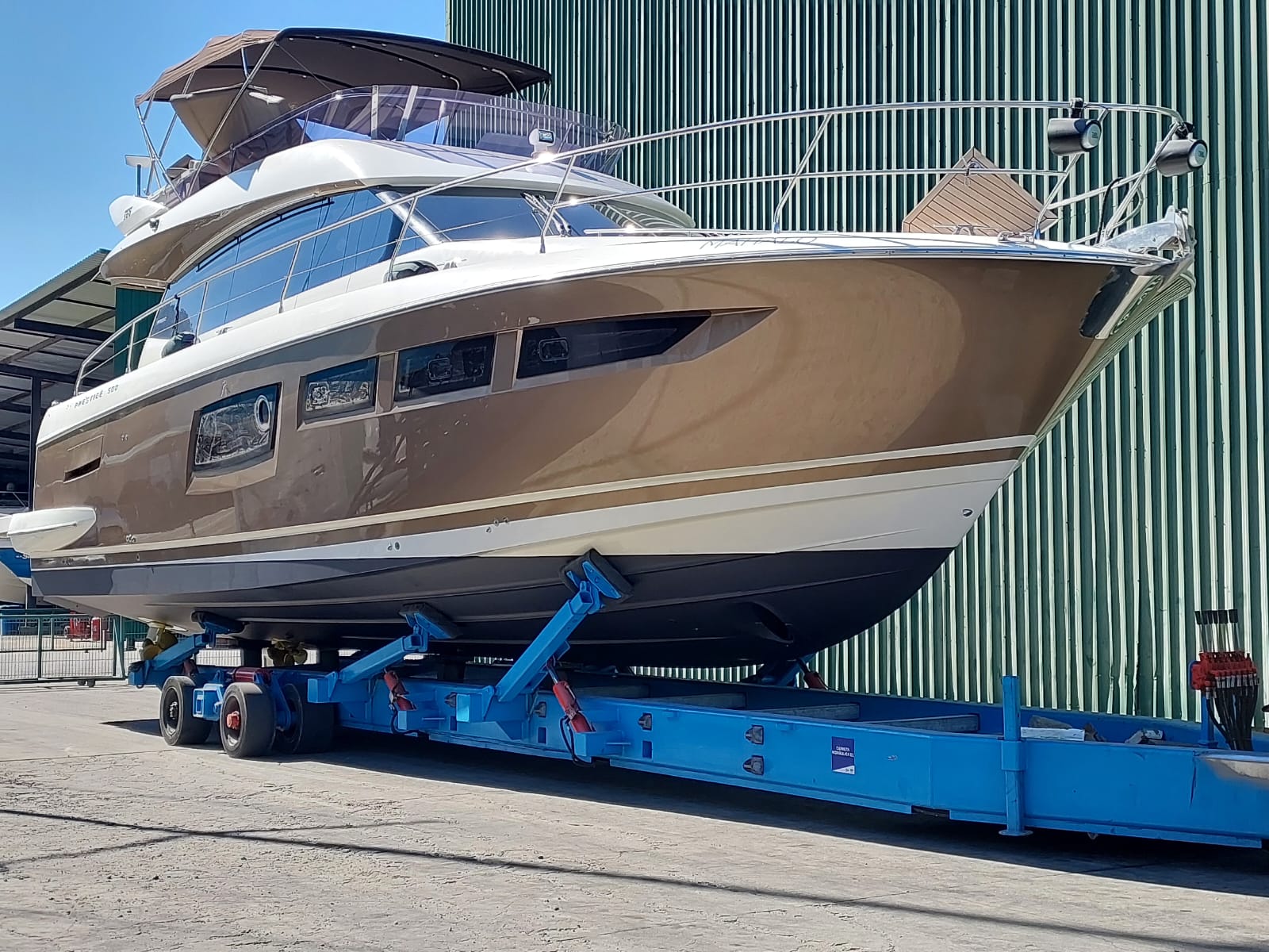 Prestige 500 Fly 2013 00 www.mareconsult.com.br