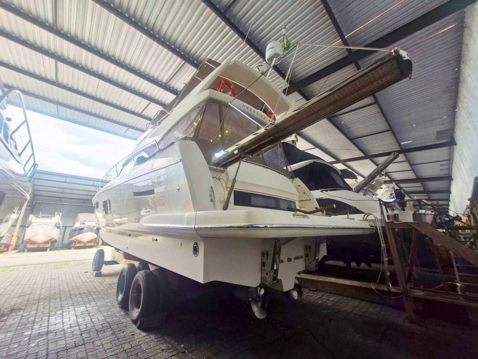 Prestige 550 2013 www.mareconsult.com.br 1 (16)