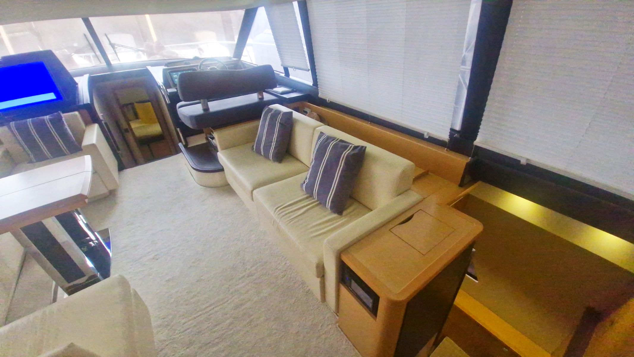 Prestige 550 2013 www.mareconsult.com.br 1 (18)ddd