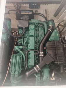 Intermarine Scarab 38 1993 www.mareconsult.com.br (22)