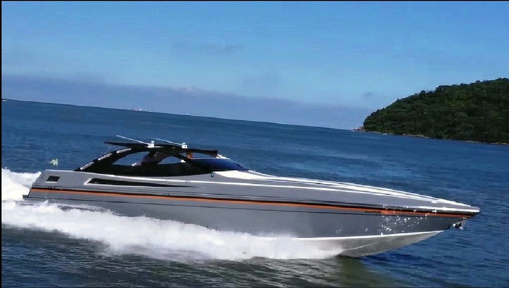 Intermarine 45 2002 www.mareconsult.com.br (1)