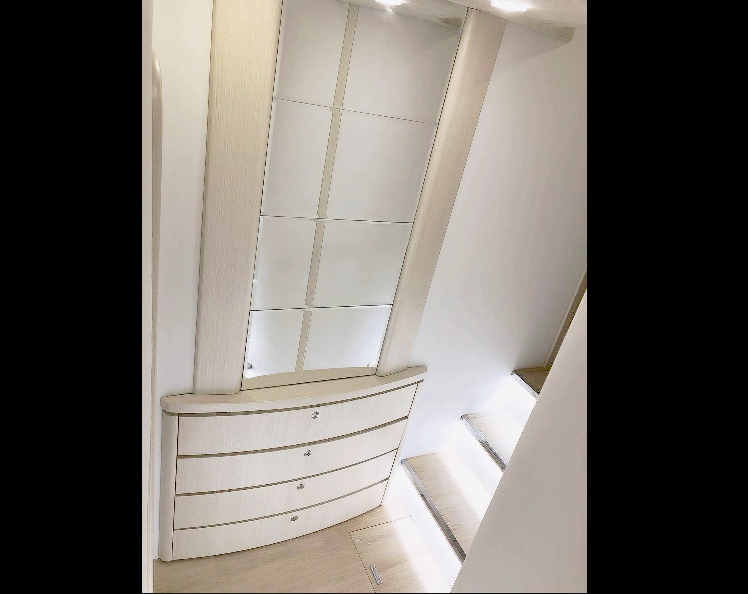 Intermarine 760 Full 2006 www.mareconsult.com.br (29)a