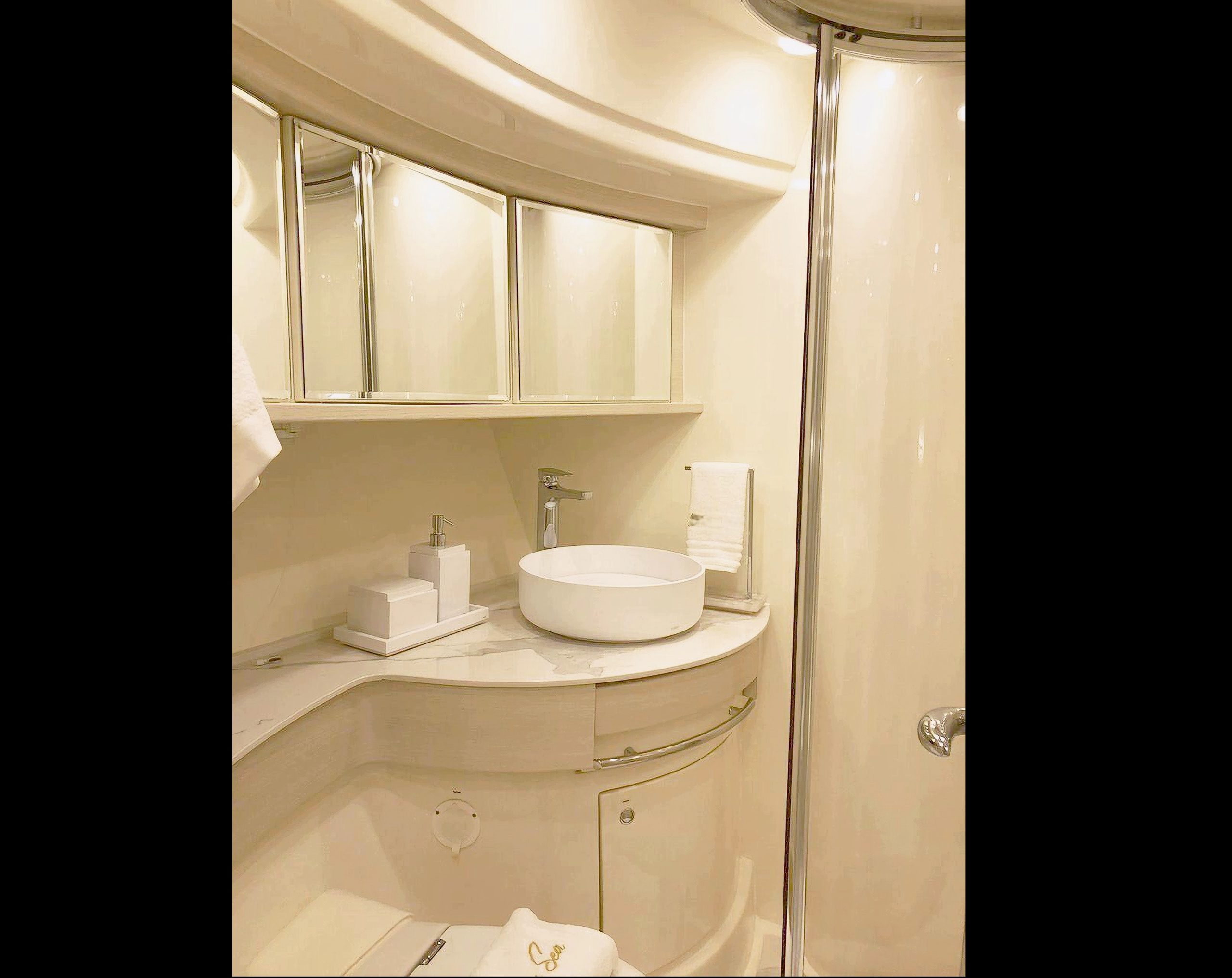 Intermarine 760 Full 2006 www.mareconsult.com.br (33)aa