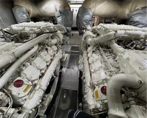 Intermarine 760 Full 2006 www.mareconsult.com.br (45)