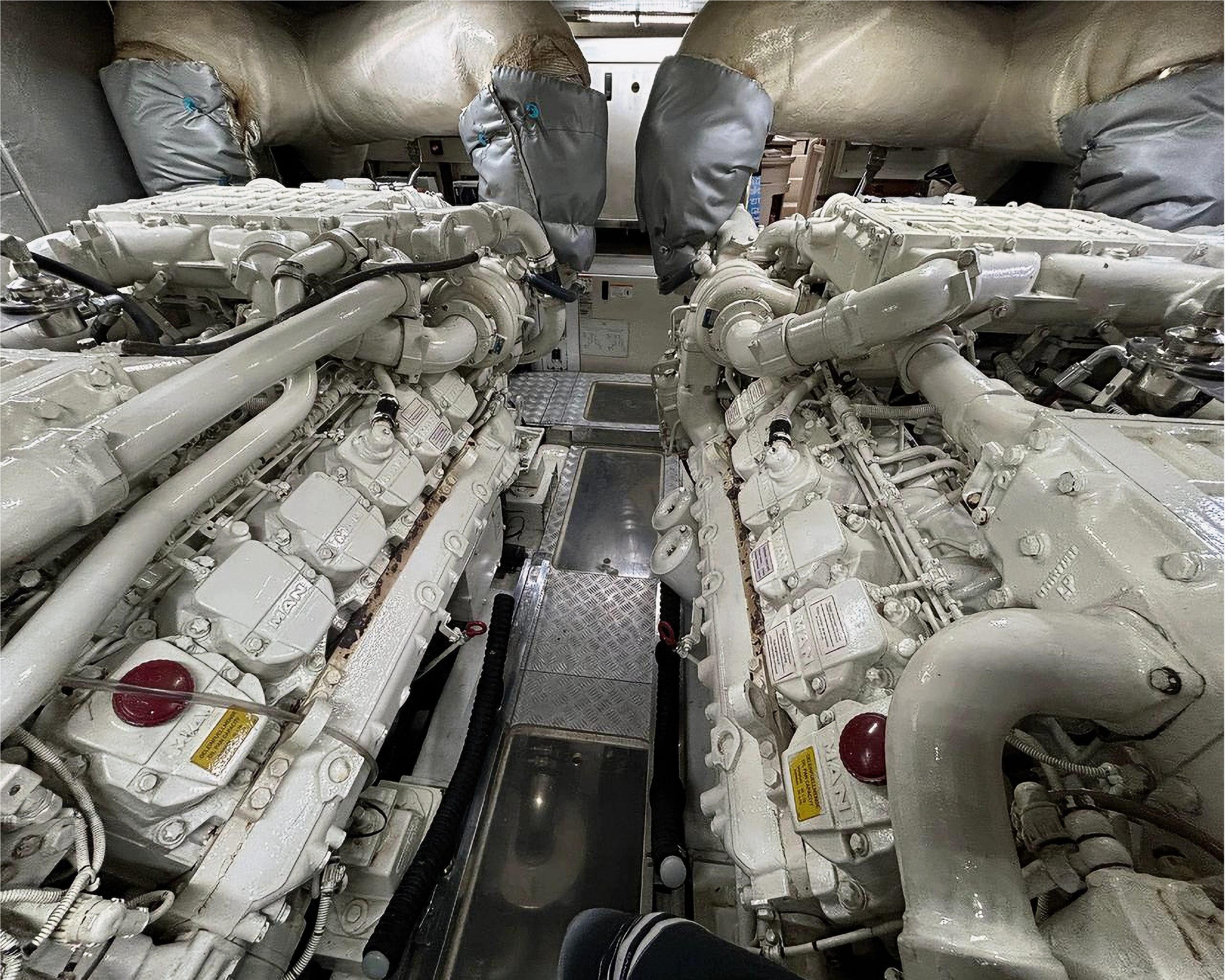 Intermarine 760 Full 2006 www.mareconsult.com.br (45)