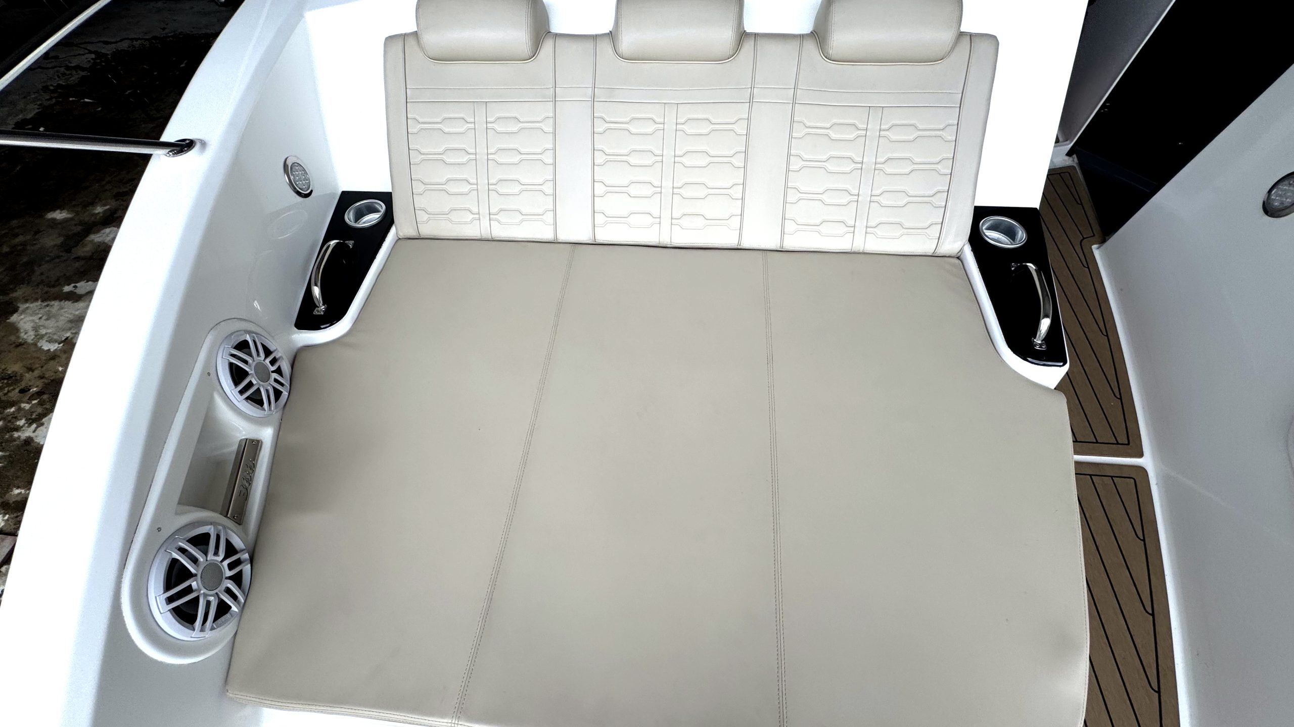 Focker 388 GT 2024 www.mareconsult.com.br (4)