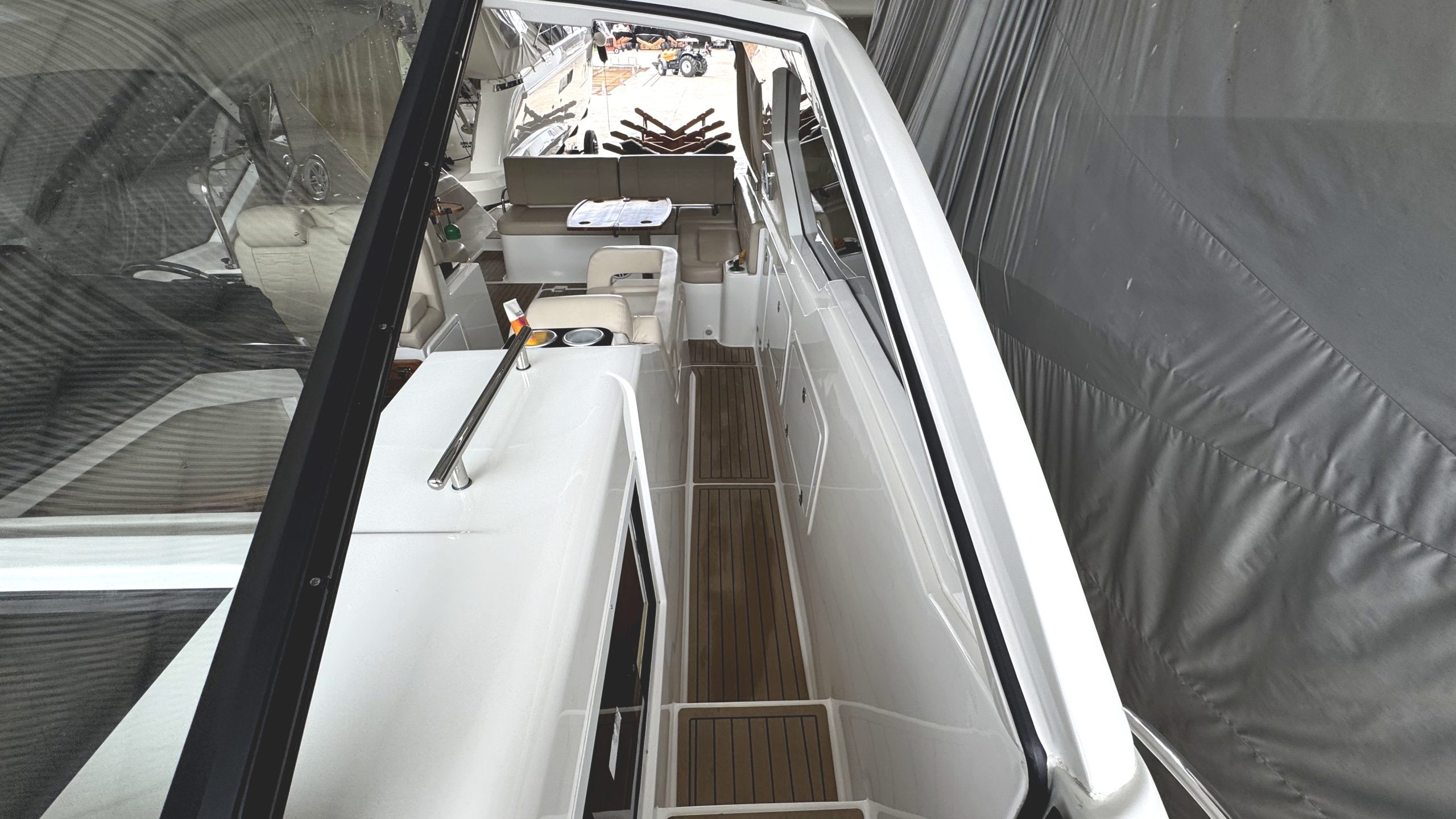 Focker 388 GT 2024 www.mareconsult.com.br (6)