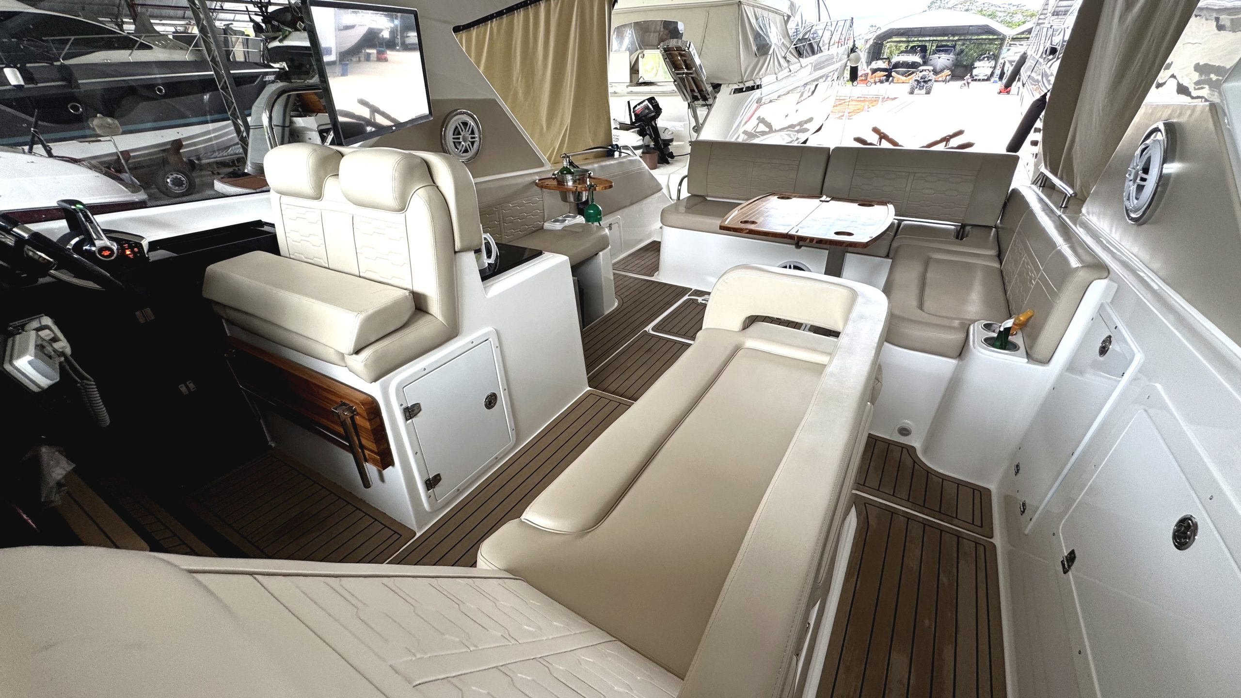 Focker 388 GT 2024 www.mareconsult.com.br (7)d