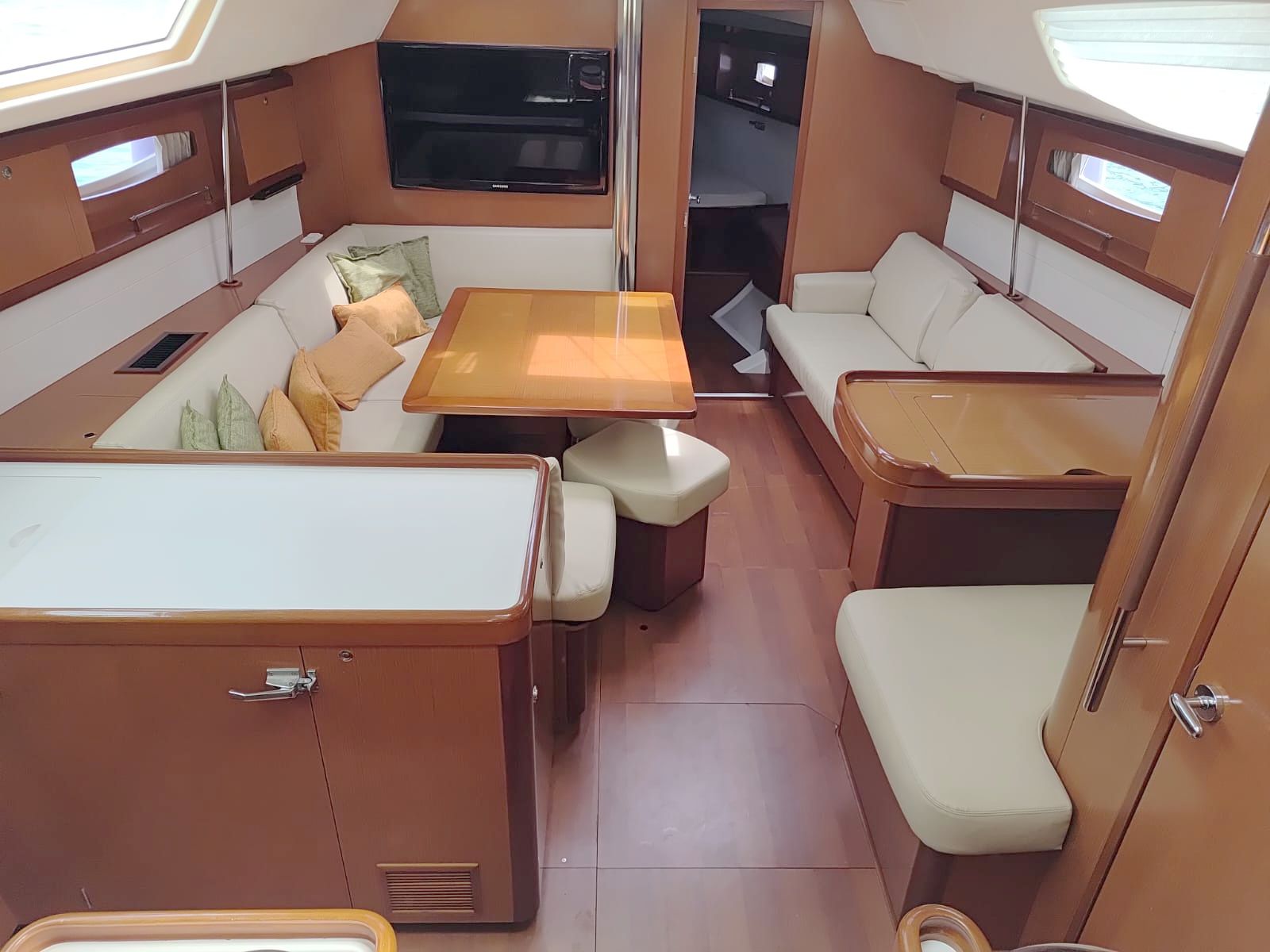 Beneteau Oceanis 46 2008 www.mareconsult.com (18)a