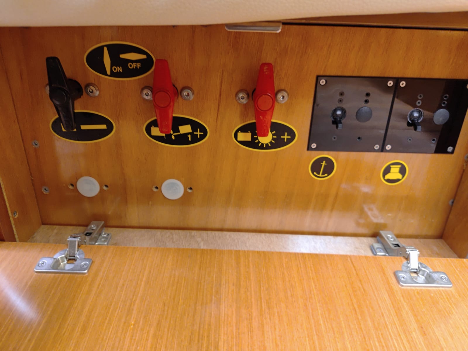 Beneteau Oceanis 46 2008 www.mareconsult.com (20)e