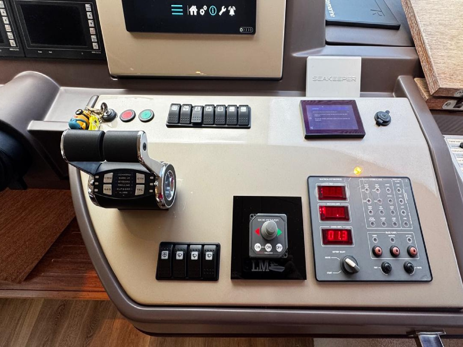 Azimut 58 2011 www.mareconsult.com (14)