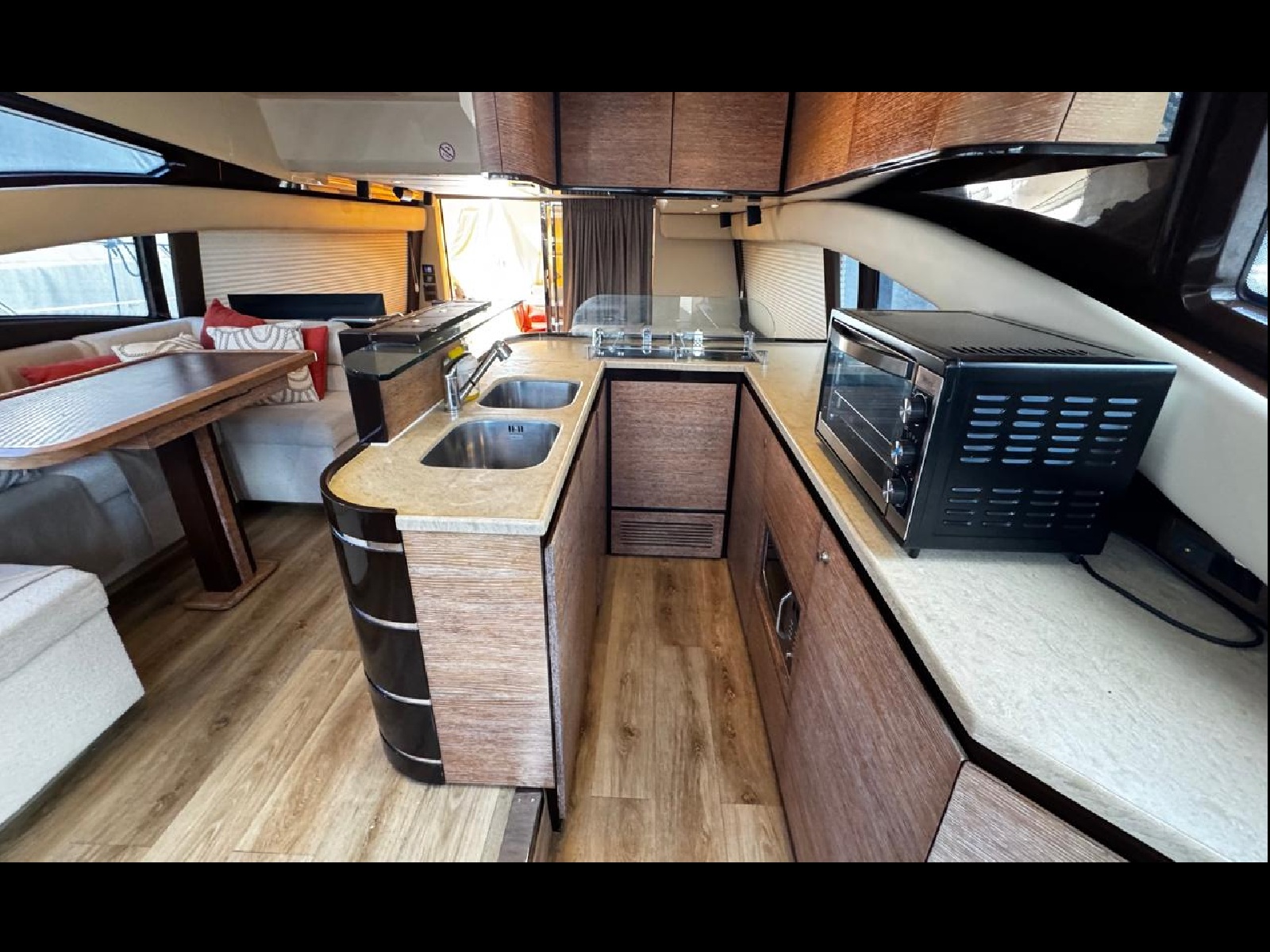 Azimut 58 2011 www.mareconsult.com (21)