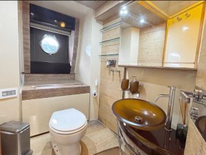 Azimut 58 2011 www.mareconsult.com (28)