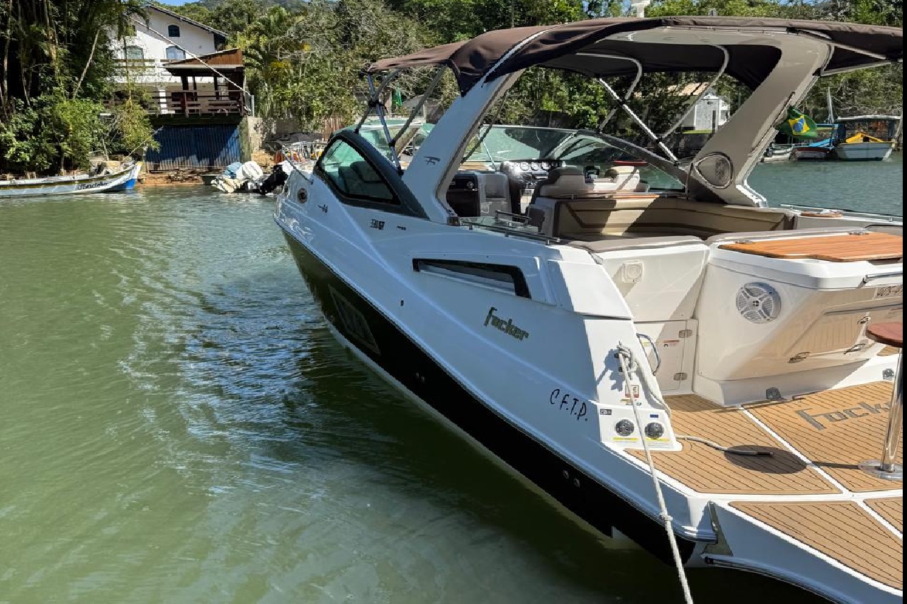 Focker 330 GT 2020 www.mareconsult.com.br (2)