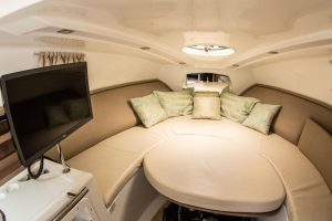 Focker 330 GT 2020 www.mareconsult.com.br (5)