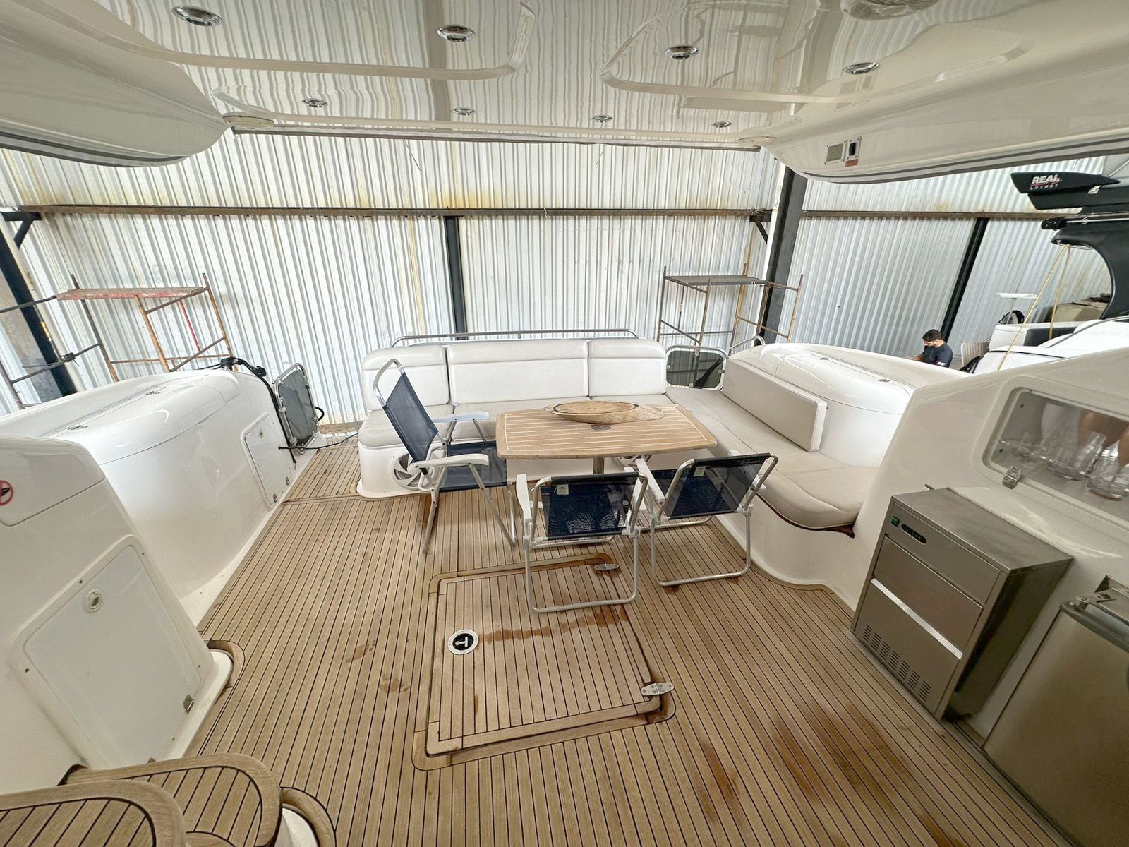 Schaefer Phantom 50 Fly 2007 www.mareconsult.com.br (15)