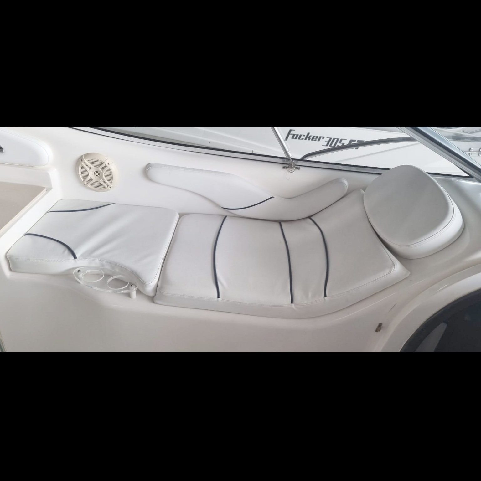 Schaefer Phantom 330 2009 www.mareconsult.com.br (9)